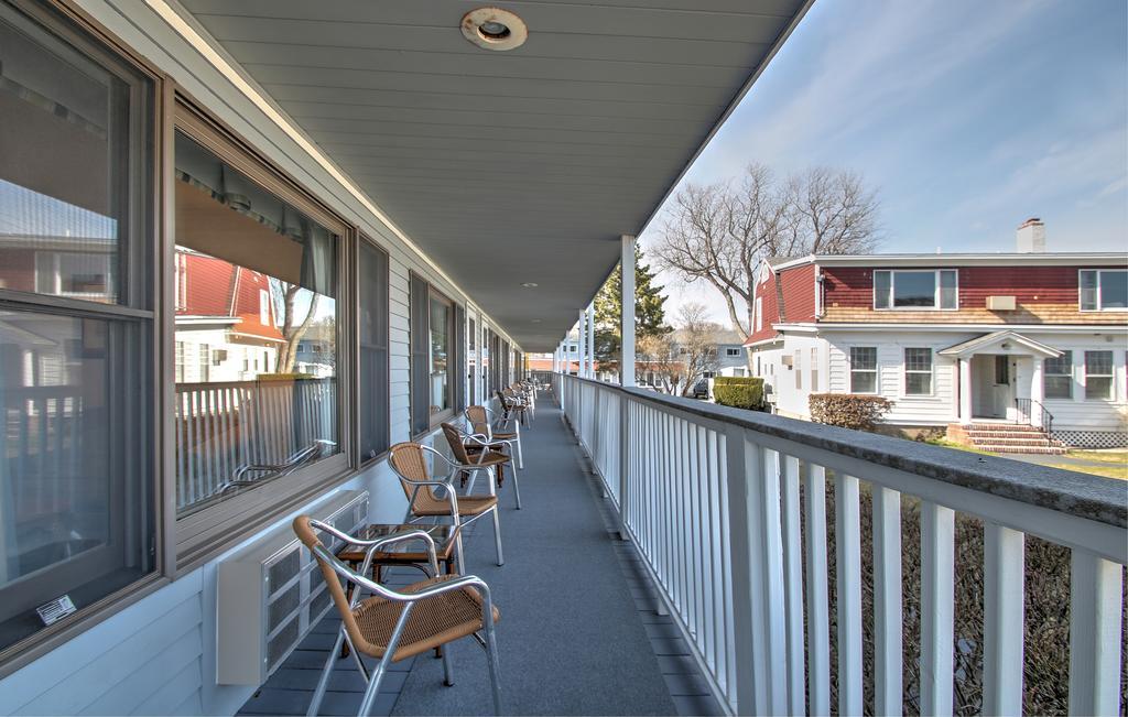 Отель Terrace By The Sea Оганкит Экстерьер фото